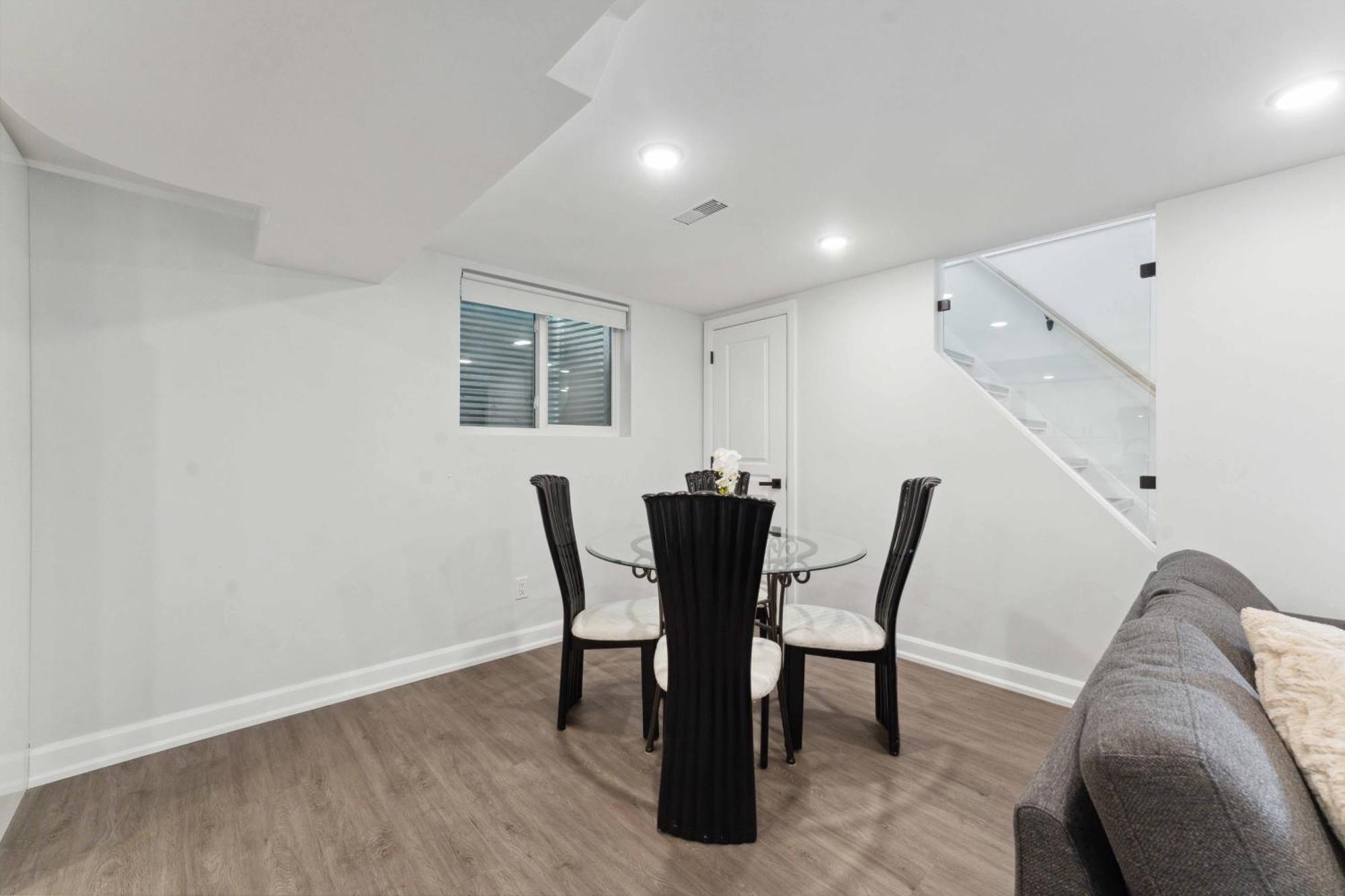 Modern 3Br Suites 渥太華 外观 照片